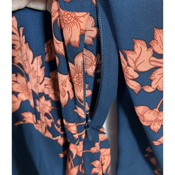 NANETTE Nanette Lepore Dress Women’s Size 2 Navy Floral Pintuck Fit and Flare - Picture 7 of 12